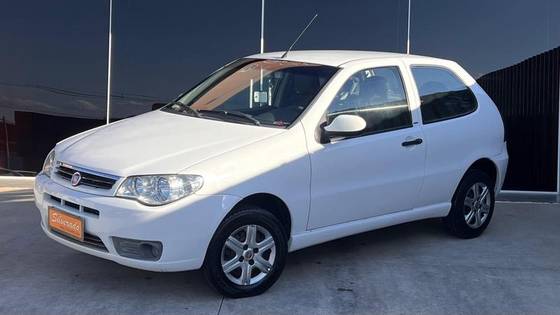 FIAT PALIO 1.0 MPI ATTRACTIVE 8V FLEX 4P MANUAL FIAT PALIO 1.0 MPI ATTRACTIVE 8V FLEX 4P MANUAL